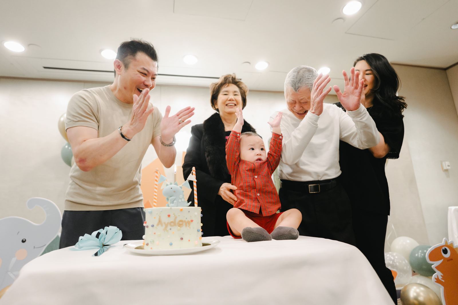 三代同堂的寶寶抓周派對